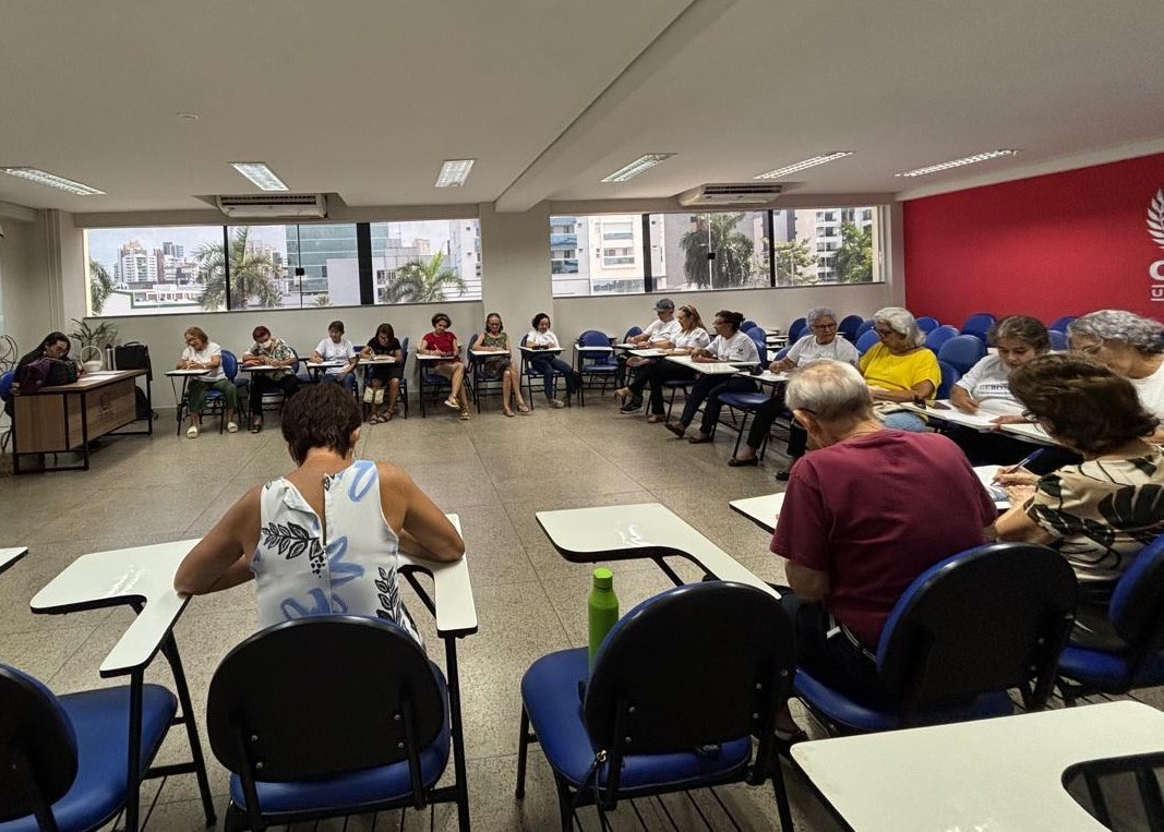 INOVAÇÃO E SAÚDE: PESQUISADORA BUSCA DESENVOLVER APLICATIVO QUE PROMOVA AUTONOMIA PARA PACIENTES IDOSOS